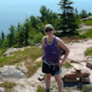 Meet your Posher, Elise